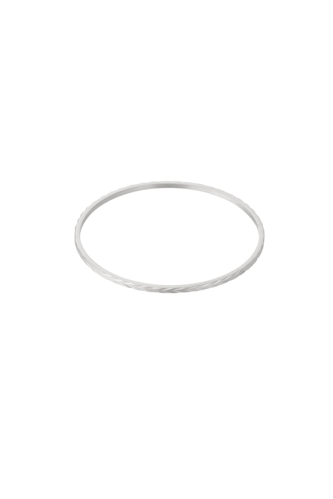 Eenvoudige gevlochten armband, zilverkleurige armband dames. Verkrijgbaar bij Optiwatch.nl