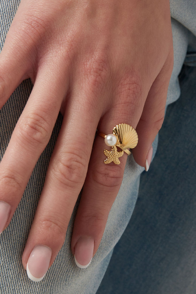 Ring sea side, ring dames goudkleurig, verstelbare ring. verkrijgbaar bij Optiwatch.nl
